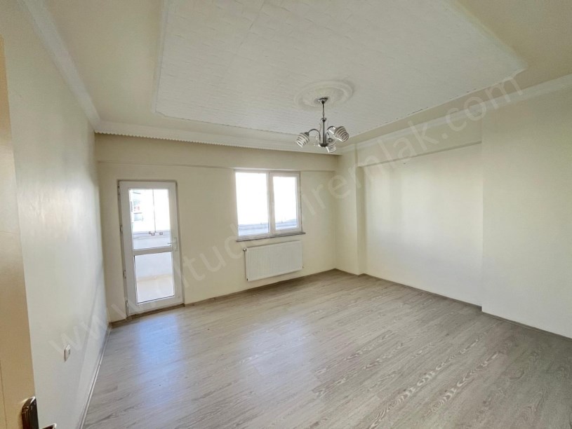 ŞEHİTLER MAHALLESİ KEREM EVLER SİTESİ D BLOK 5. KAT SATILIK DAİRE