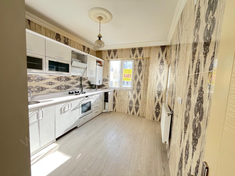 ŞEHİTLER MAHALLESİ KEREM EVLER SİTESİ D BLOK 5. KAT SATILIK DAİRE