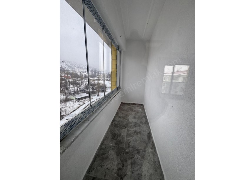 ŞEHİTLER MAH. AK ZİRVE İNŞAAT 5+1 SATILIK DUBLEKS