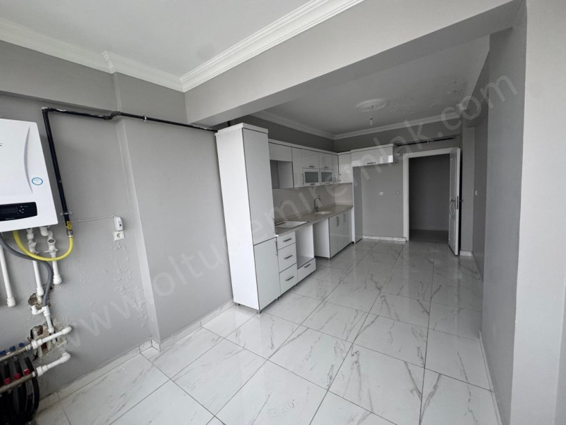 ŞEHİTLER MAH. AK ZİRVE İNŞAAT 5+1 SATILIK DUBLEKS