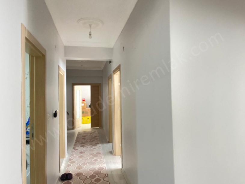 YASİNHAŞİMOĞLU MAH. VAROL APARTMANI 185 M2 4+1 SATILIK DAİRE