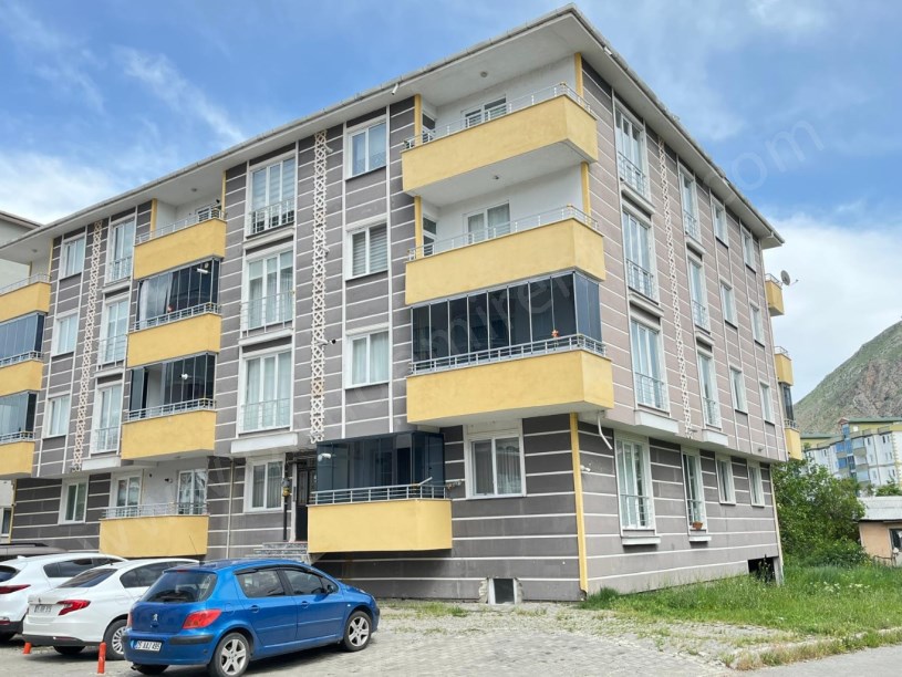 YASİNHAŞİMOĞLU MAH. VAROL APARTMANI 185 M2 4+1 SATILIK DAİRE