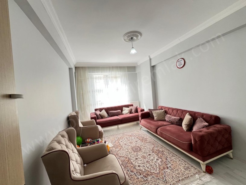 YASİNHAŞİMOĞLU MAH. VAROL APARTMANI 185 M2 4+1 SATILIK DAİRE