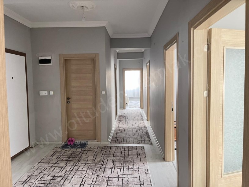 YASİNHAŞİMOĞLU MAH VAROL APARTMANI 1. KAT 4+1 SATILIK DAİRE