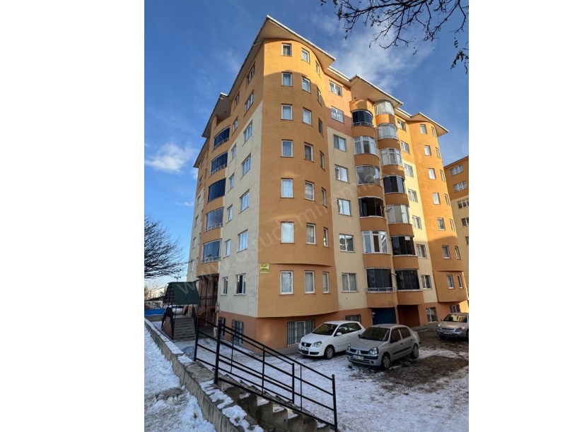 KONAK EVLER SİTESİ B BLOK 4. KAT 3+1 SATILIK DAİRE