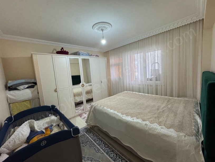 KONAK EVLER SİTESİ B BLOK 4. KAT 3+1 SATILIK DAİRE