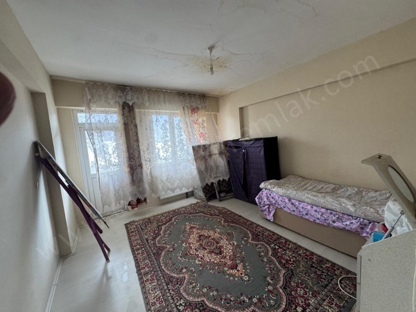 YASİNHAŞİMOĞLU MAH. GANİOĞLU SİTESİ B BLOK 6. KAT SATILIK DAİRE