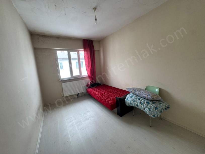 YASİNHAŞİMOĞLU MAH. GANİOĞLU SİTESİ B BLOK 6. KAT SATILIK DAİRE