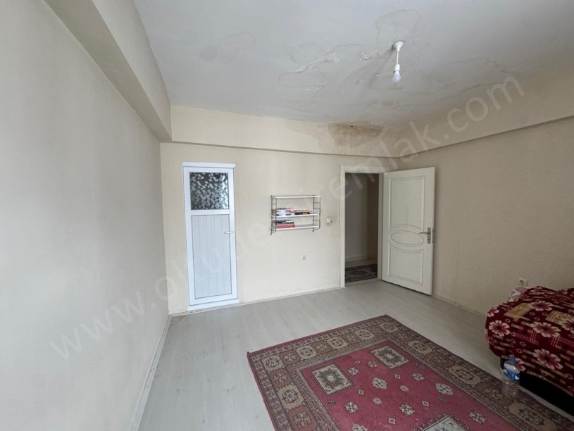 YASİNHAŞİMOĞLU MAH. GANİOĞLU SİTESİ B BLOK 6. KAT SATILIK DAİRE