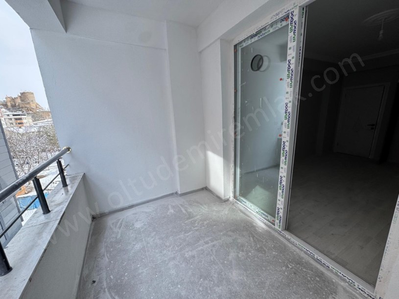 ŞEHİTLER MAH. SİYAH İNCİ SİTESİ B BLOK 2, KAT 2+1 SATILIK DAİRE