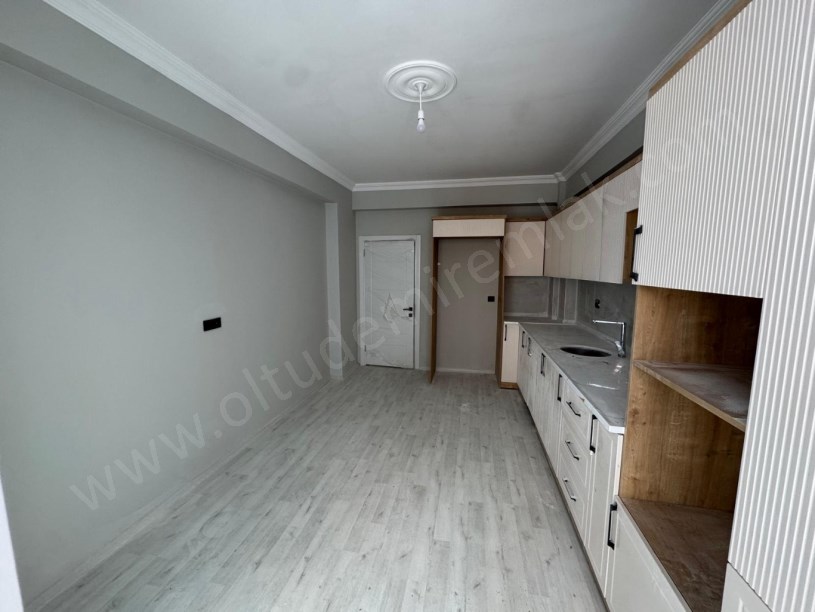 ŞEHİTLER MAH. SİYAH İNCİ SİTESİ B BLOK 2, KAT 2+1 SATILIK DAİRE