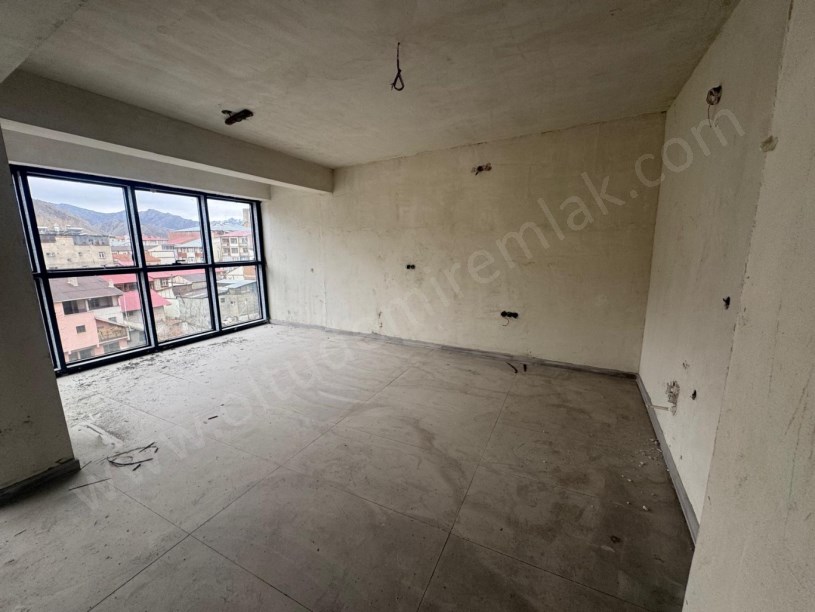 KARABEKİR MAH. HÜKÜMET KONAĞI MMD PLAZA 4.KAT SATILIK İŞ YERİ 