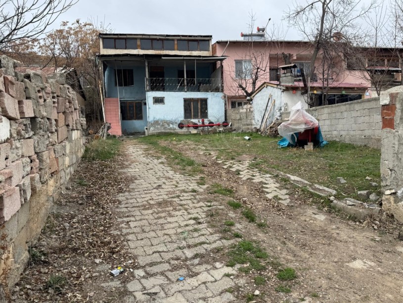 YASİNHAŞİMOĞLU MAH. 2 KATLI MÜSTAKİL SATILIK EV