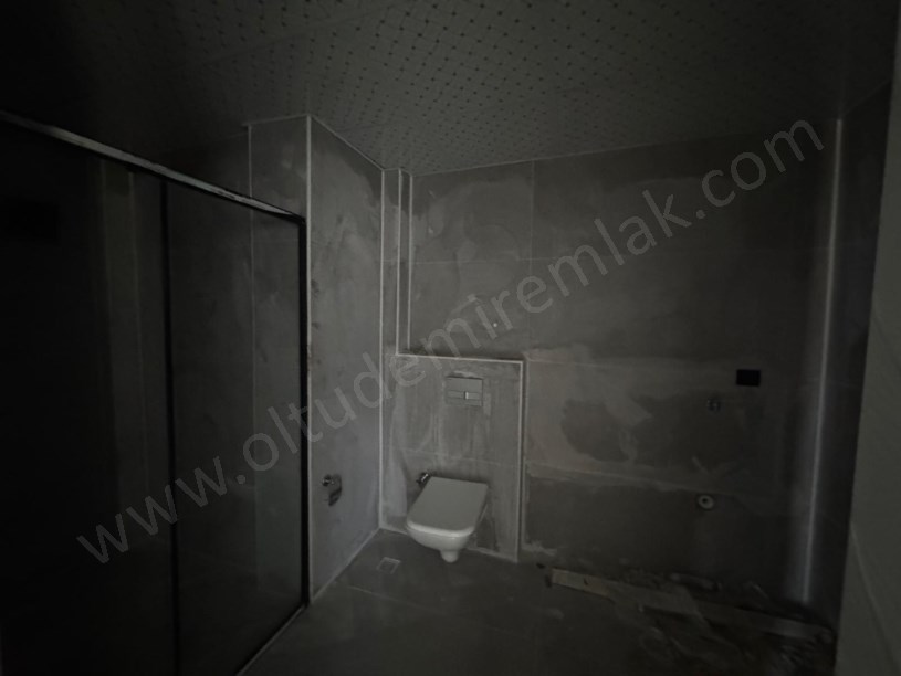 OLTU ŞEHİTLER MAHALLESİ MMD SİYAH İNCİ KONUTLARI SATILIK 3+1 DAİRE