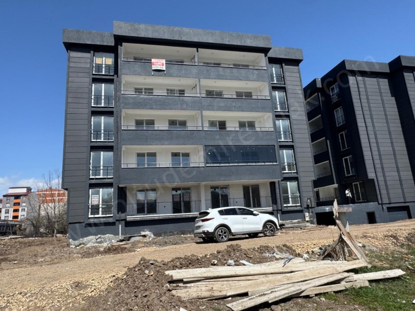 OLTU ŞEHİTLER MAHALLESİ MMD SİYAH İNCİ KONUTLARI SATILIK 3+1 DAİRE