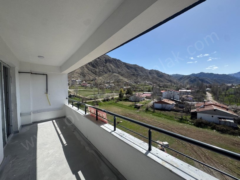 OLTU ŞEHİTLER MAHALLESİ MMD SİYAH İNCİ KONUTLARI SATILIK 3+1 DAİRE