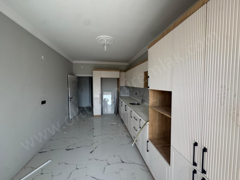 OLTU ŞEHİTLER MAHALLESİ MMD SİYAH İNCİ KONUTLARI SATILIK 3+1 DAİRE