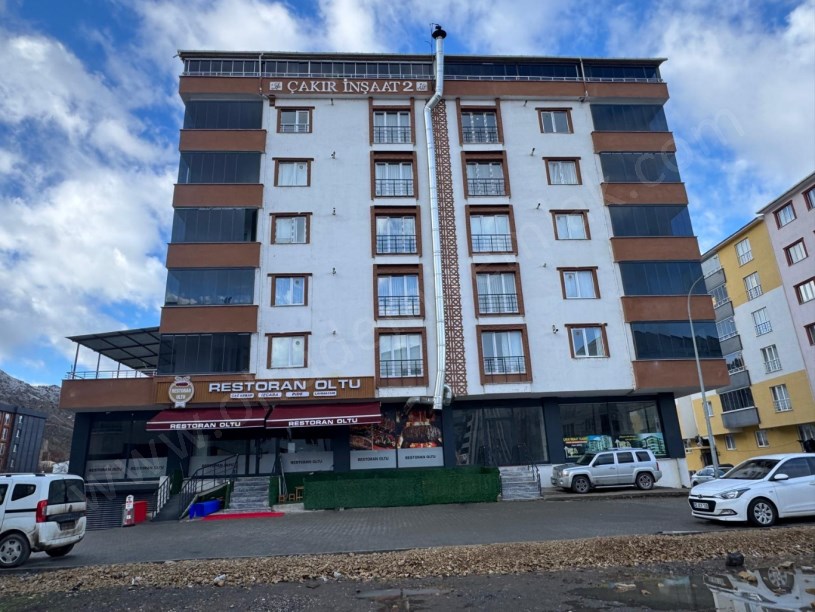 OLTU ŞEHİTLER MAHALLESİ ÇAKIR İNŞAAT 2  3.KAT 2+1 SATILIK DAİRE