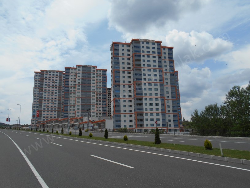 ŞEHRİ ŞAHANE SİTESİNDE Kiralık 3+1 Daire