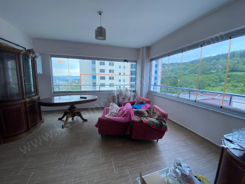 ŞEHRİ ŞAHANE SİTESİNDE Kiralık 3+1 Daire