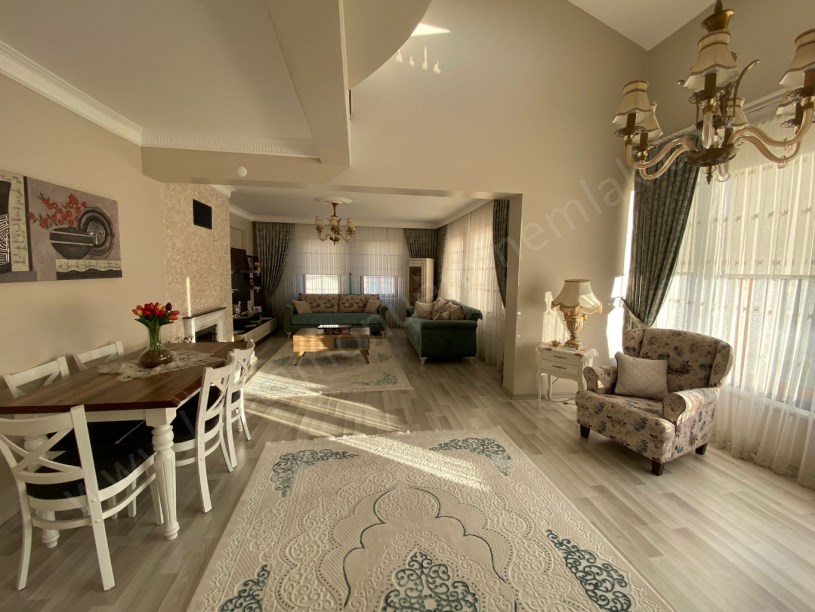 KADIDAĞI VİLLALARINDA Satılık Lüks Villa