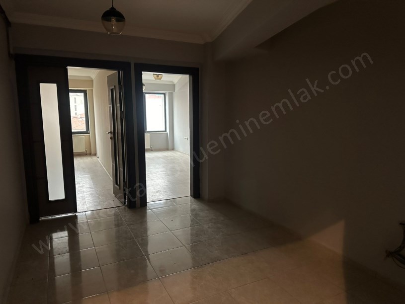 EMİN EMLAKtan MERKEZDE Kiralık Ofis