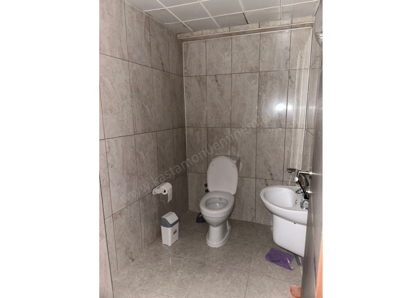 EMİN EMLAKtan MERKEZDE Kiralık Ofis