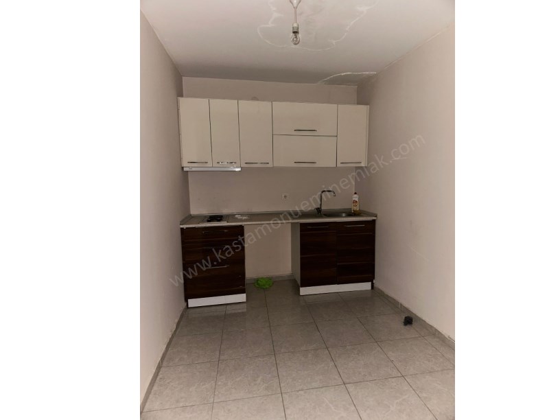 EMİN EMLAKtan MERKEZDE Kiralık Ofis