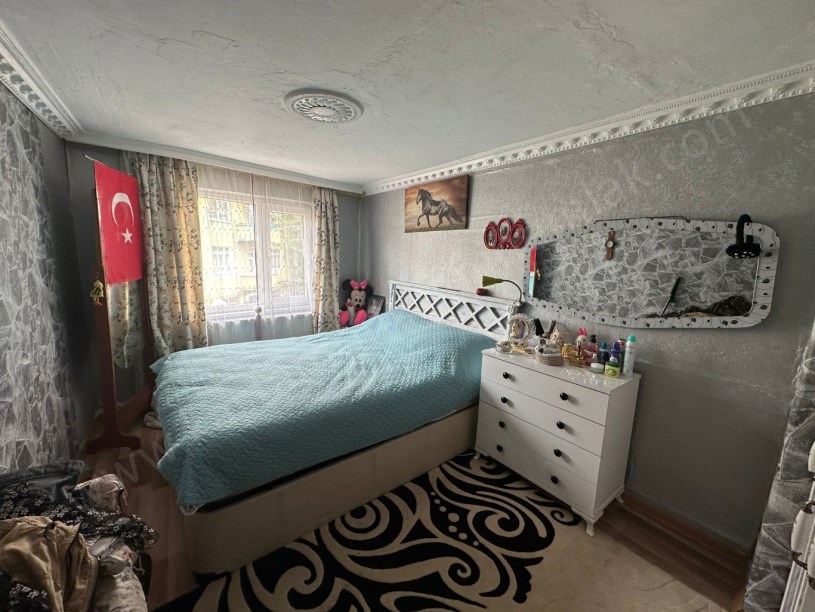 MERKEZDE Satılık MÜSTAKİL EV