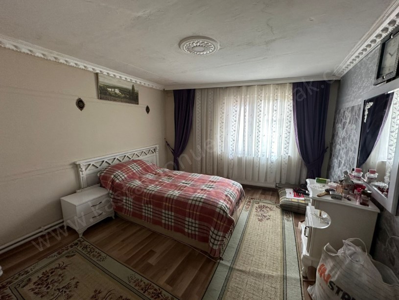 MERKEZDE Satılık MÜSTAKİL EV