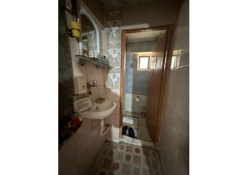 MERKEZDE Satılık MÜSTAKİL EV