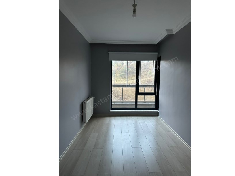 MERKEZDE Kiralık Lüks 3+1 Daire