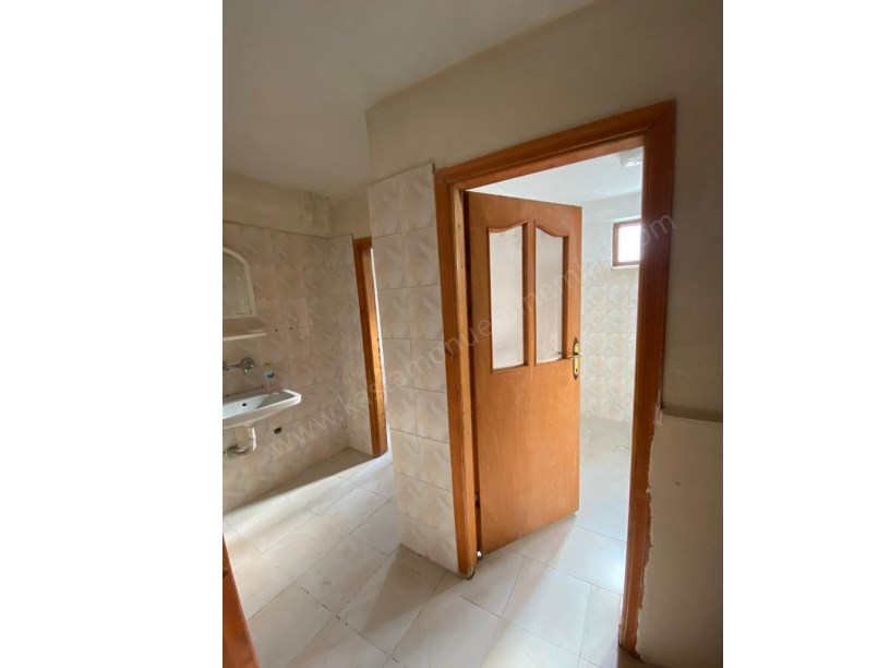 KUZEYKENT İSTİKBAL MAĞAZASI ARKASINDA Kiralık 2+1 Daire