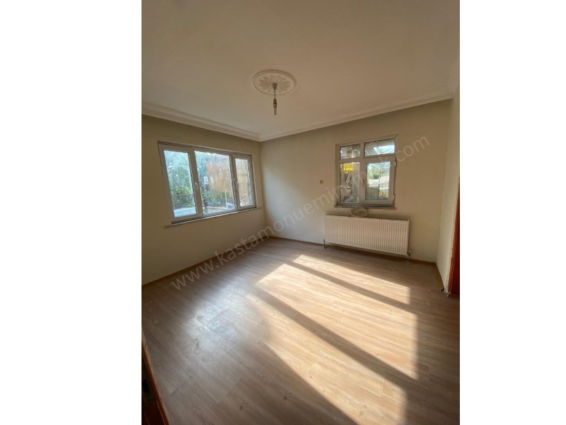 KUZEYKENT İSTİKBAL MAĞAZASI ARKASINDA Kiralık 2+1 Daire