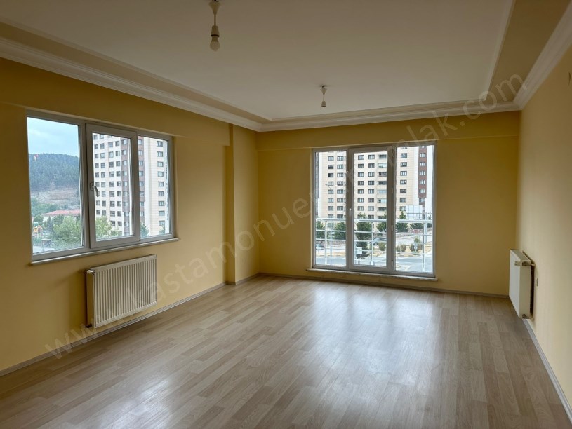 OLUKBAŞINDA Satılık 3+1 Daire