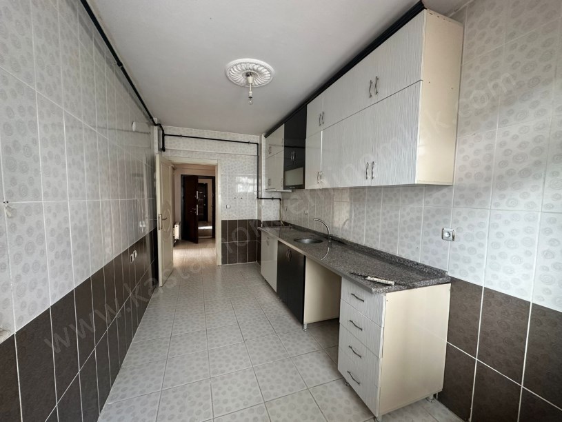 TEDAŞ KARŞISI Kiralık 2+1 Daire