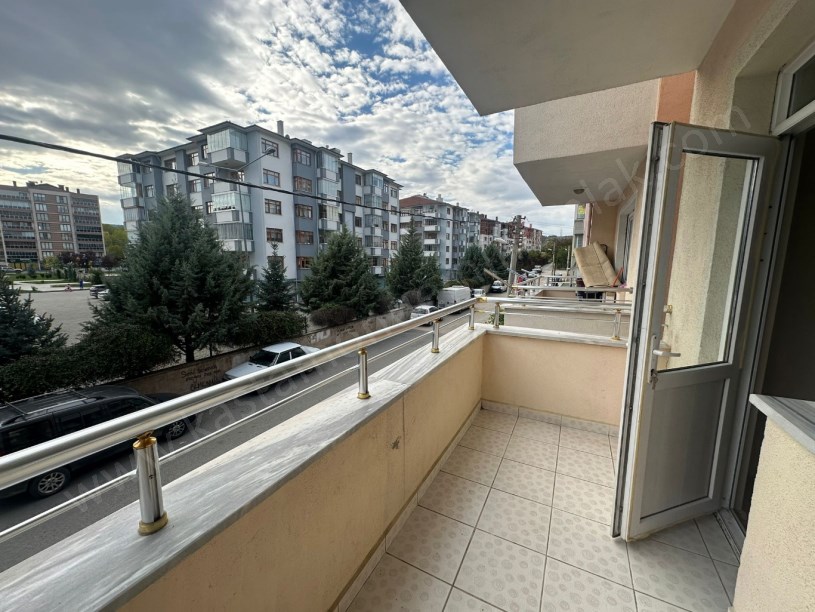 TEDAŞ KARŞISI Kiralık 2+1 Daire