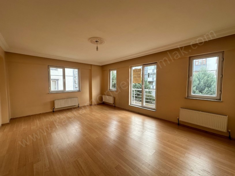 TEDAŞ KARŞISI Kiralık 2+1 Daire