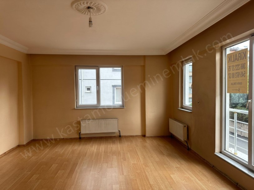 TEDAŞ KARŞISI Kiralık 2+1 Daire