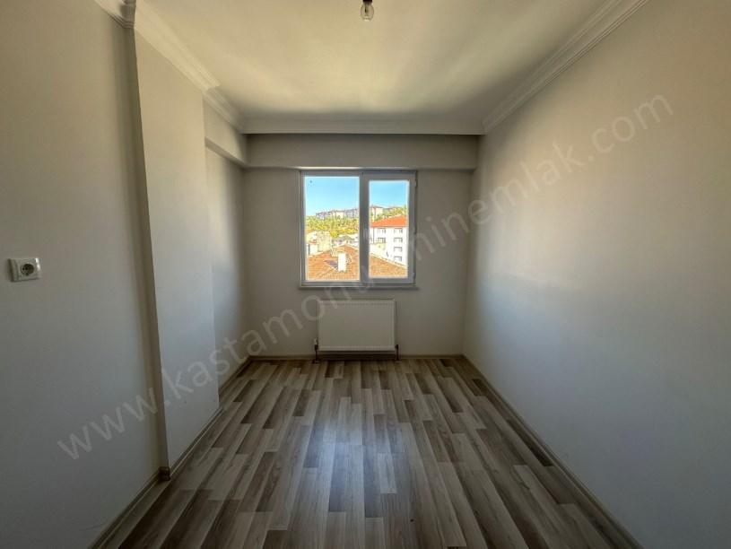 SALI PAZARINDA Satılık 2+1 Daire