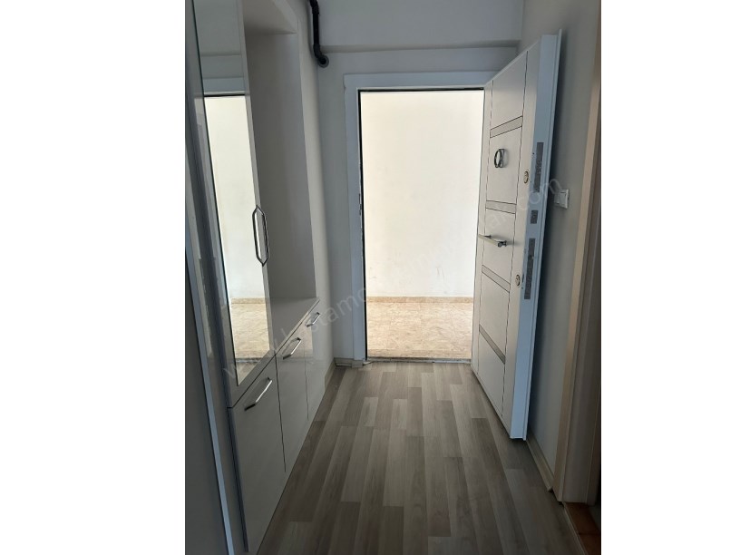 SALI PAZARINDA Satılık 2+1 Daire