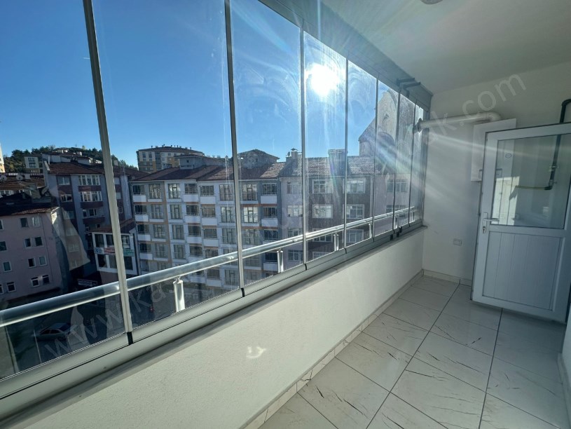 SALI PAZARINDA Satılık 2+1 Daire