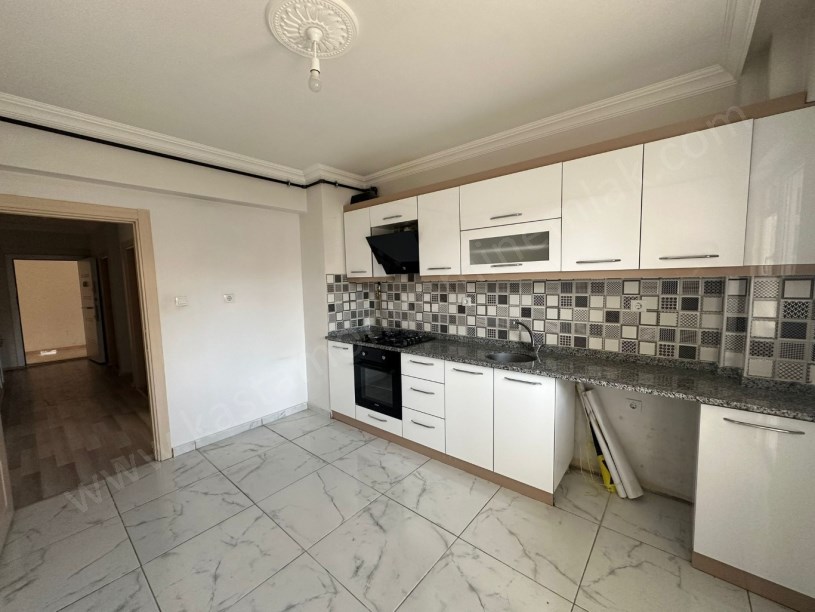 SALI PAZARINDA Satılık 2+1 Daire