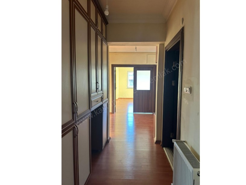 REHABİLİTASYON HASTANESİ KARŞISI Geniş 3+1 Kiralık Daire