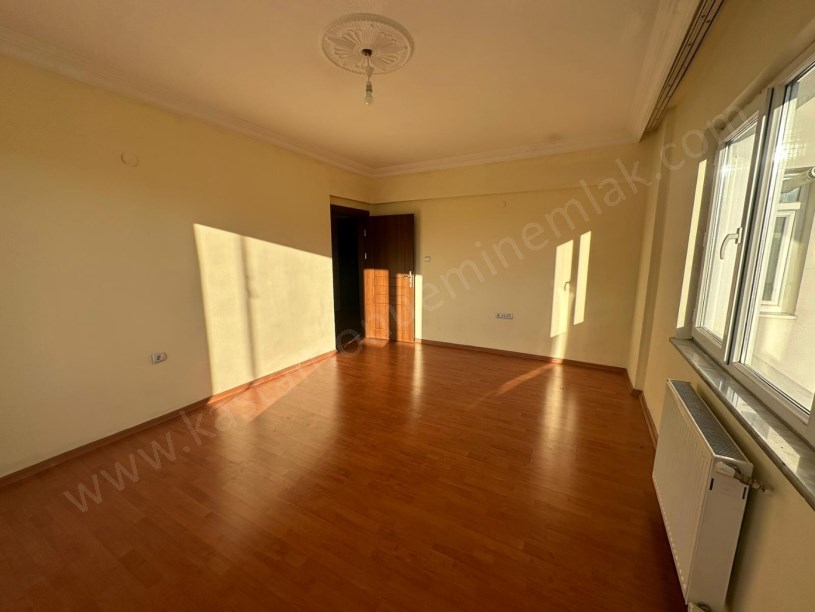 REHABİLİTASYON HASTANESİ KARŞISI Geniş 3+1 Kiralık Daire