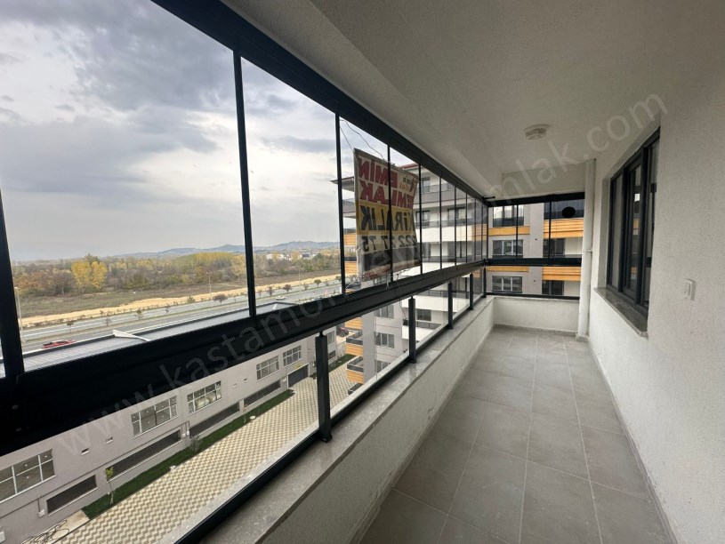  ANA CADDE ÜZERİ SUNTA KAVŞAĞI YANI Kiralık 3+1 Daire