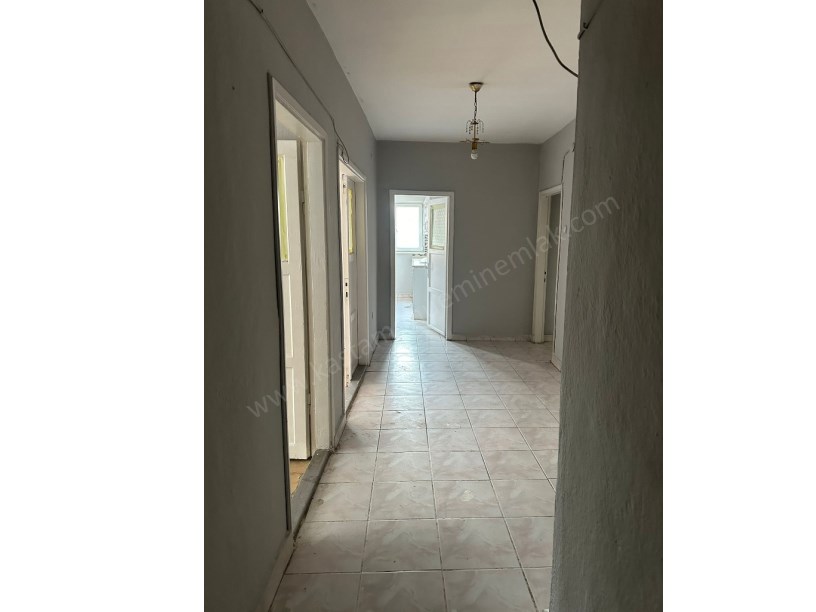 MERKEZDE KEBECİ KARŞISI Satılık 2+1 Daire