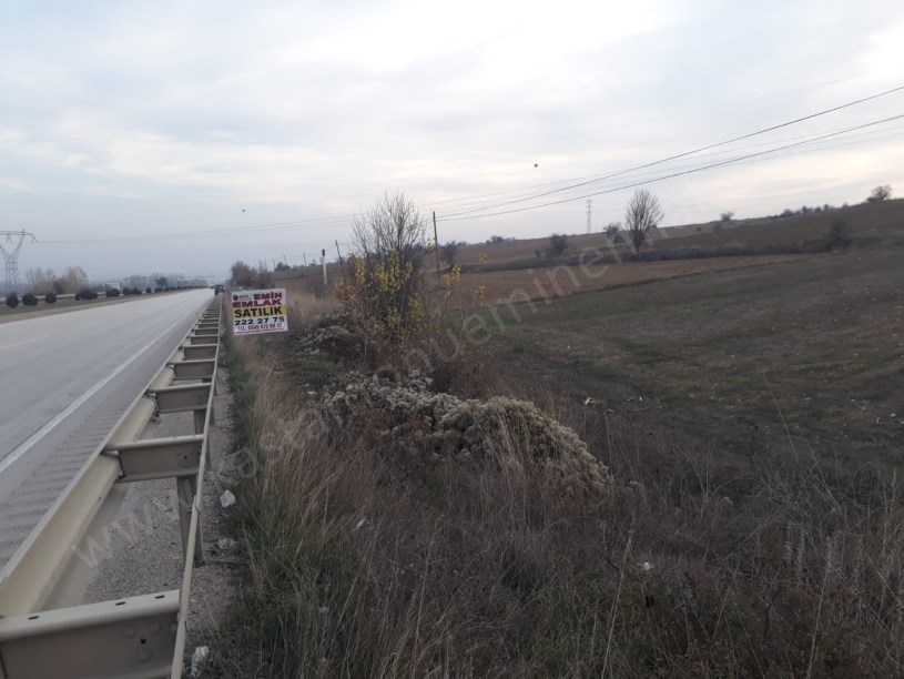 İNEBOLU YOLUNA CEPHELİ Satılık Fırsatlı Tarla