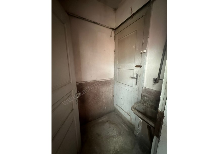 MERKEZDE Satılık Müstakil Ev