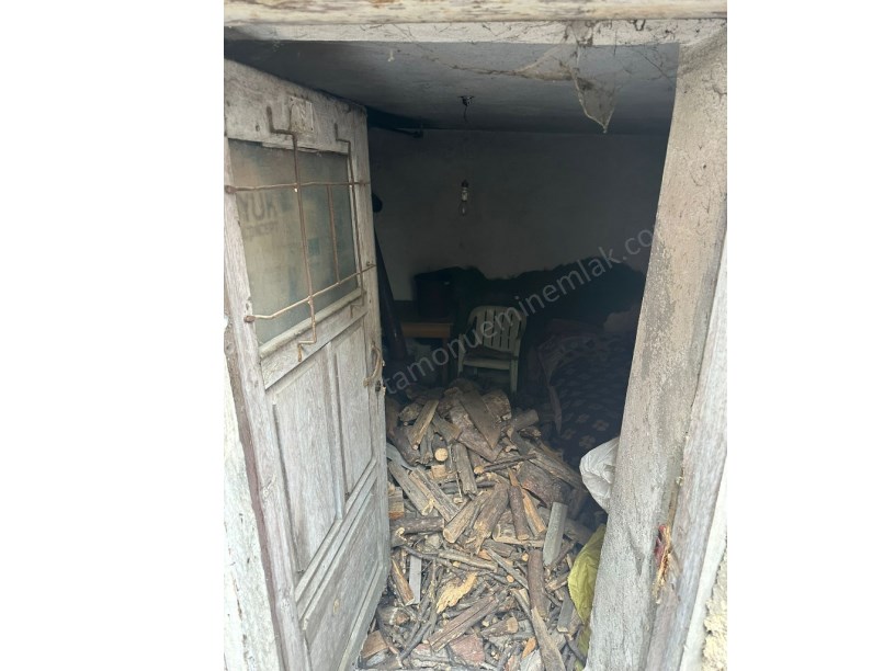 MERKEZDE Satılık Müstakil Ev